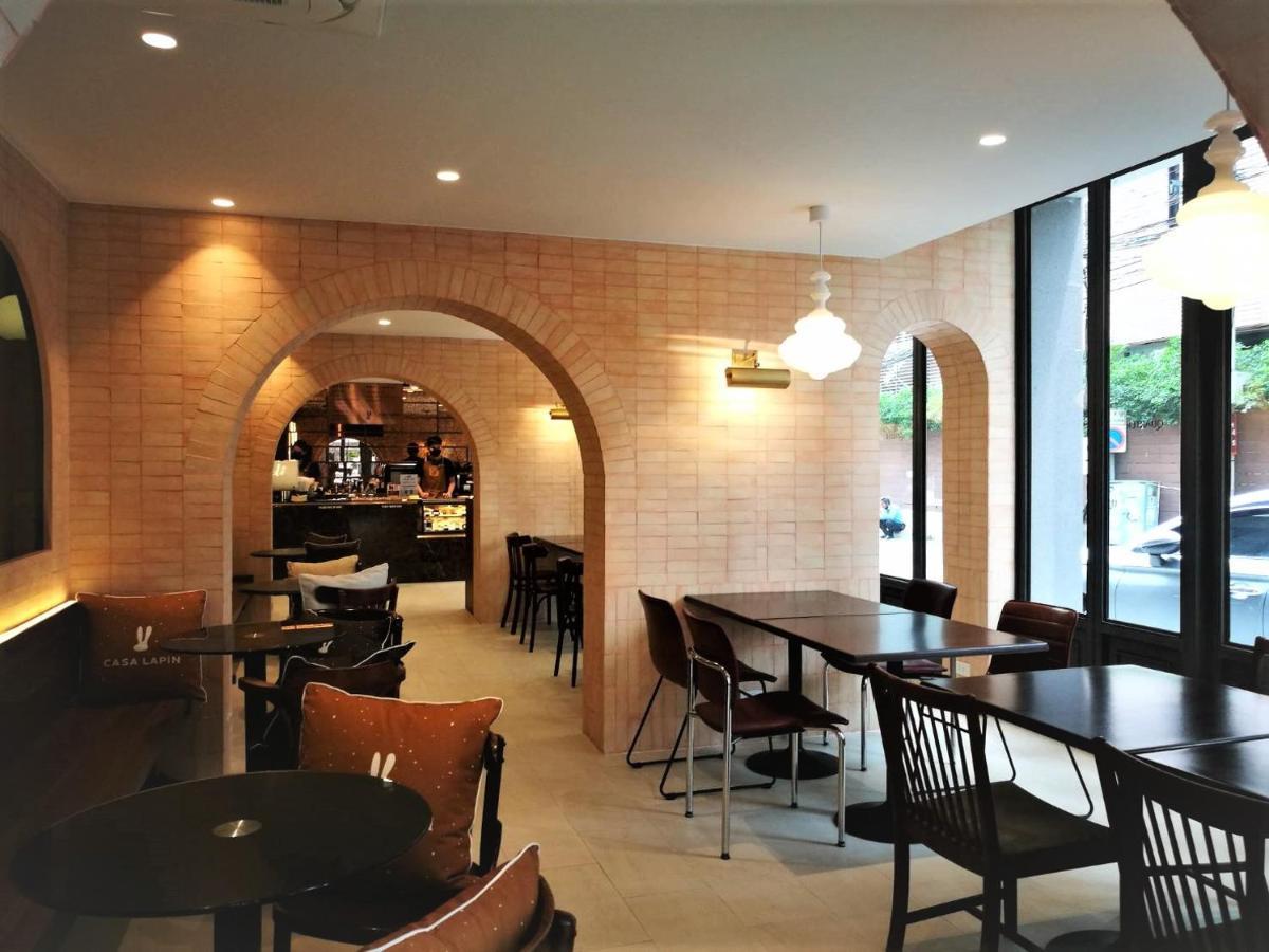 The Quarter Ploenchit By Uhg Apartment Bangkok Exterior photo